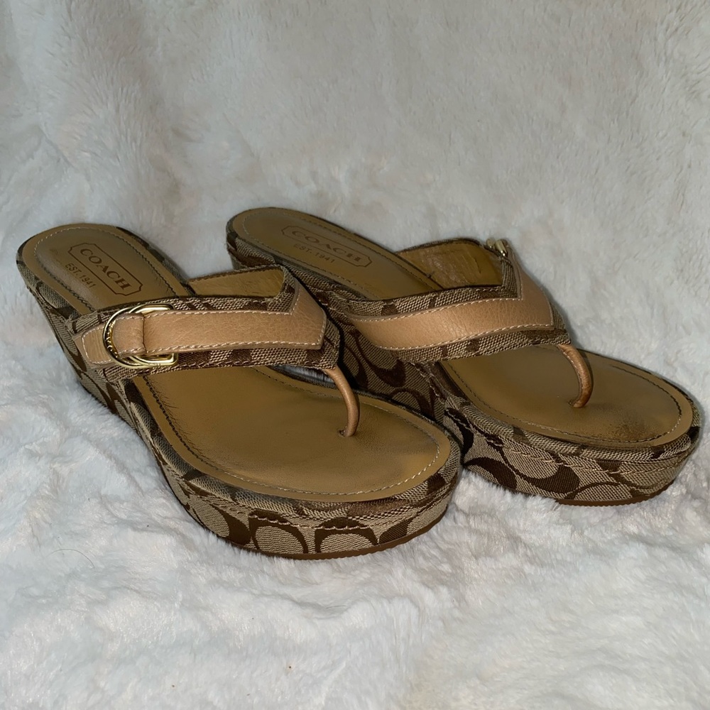 COACH Evelina Signature Camel Platform Sandals 6.5M